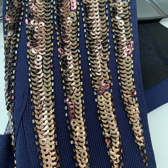 Dress - Picture 3 of 5